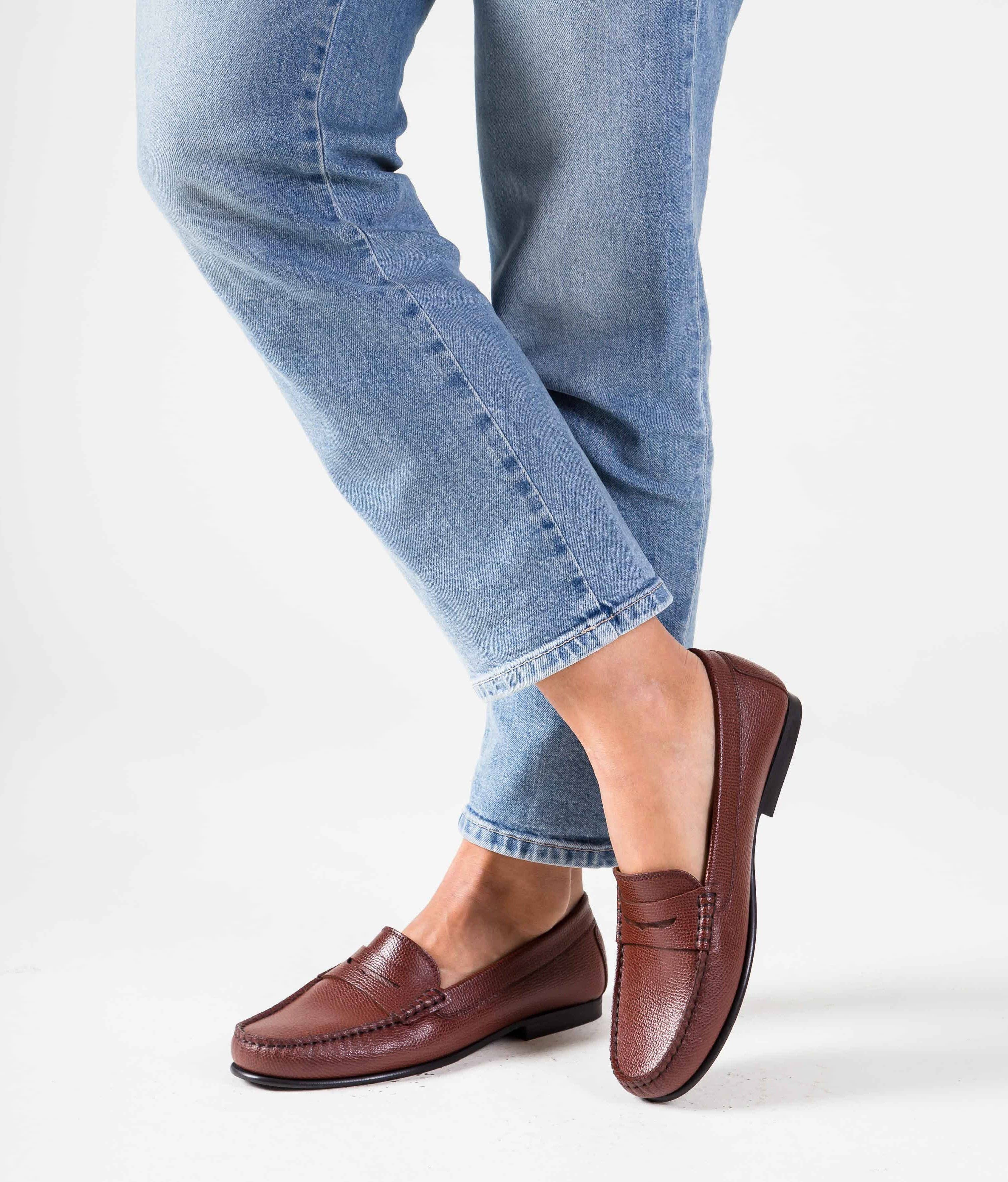 Brown Yoki - cuoio little grainy for wholesale on Faire0