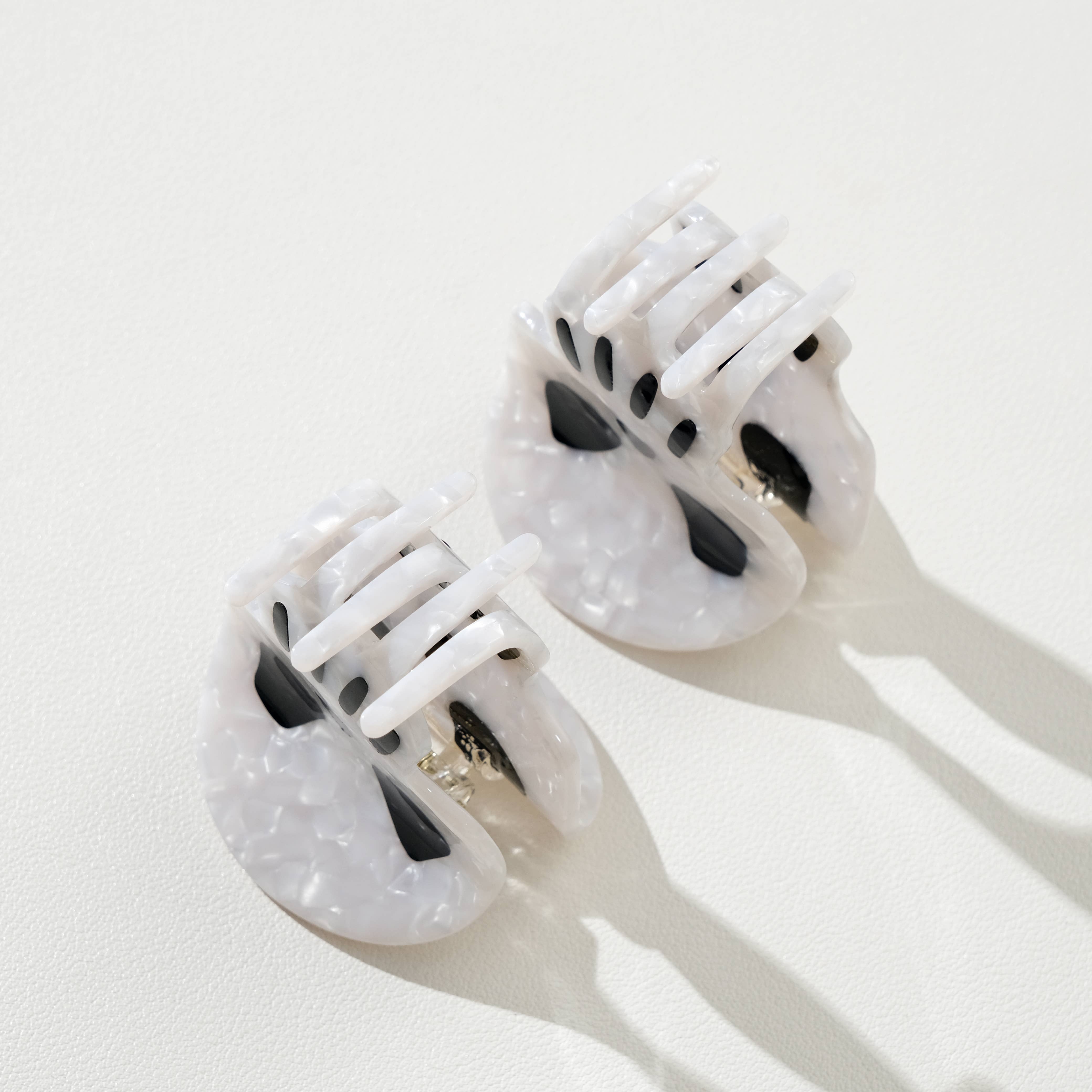 Adorro – Engroshandel Hårspænde - Dame – Uhyggelig kranie kloklip5