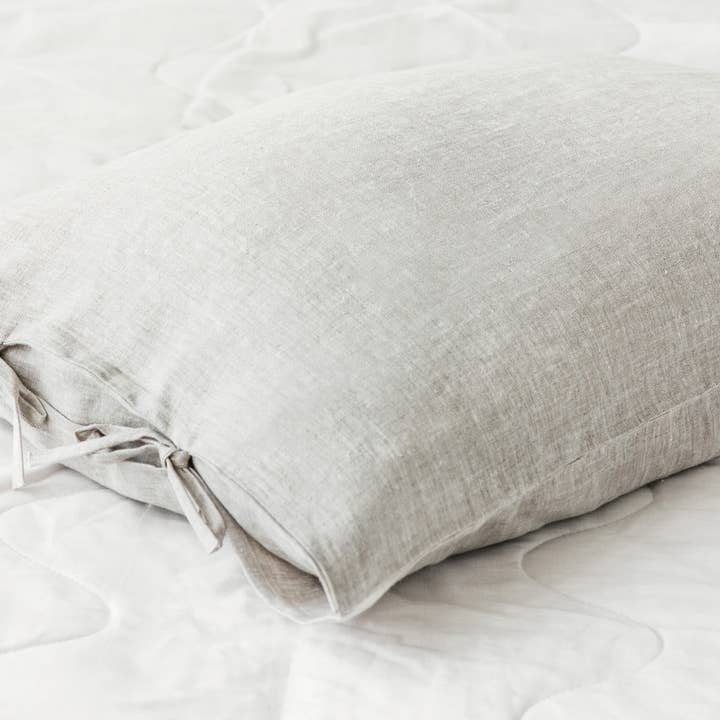 LinenQ – Großhandel Kopfkissenbezug – Leinen-Kissenbezug mit Bändern - Standardgröße15