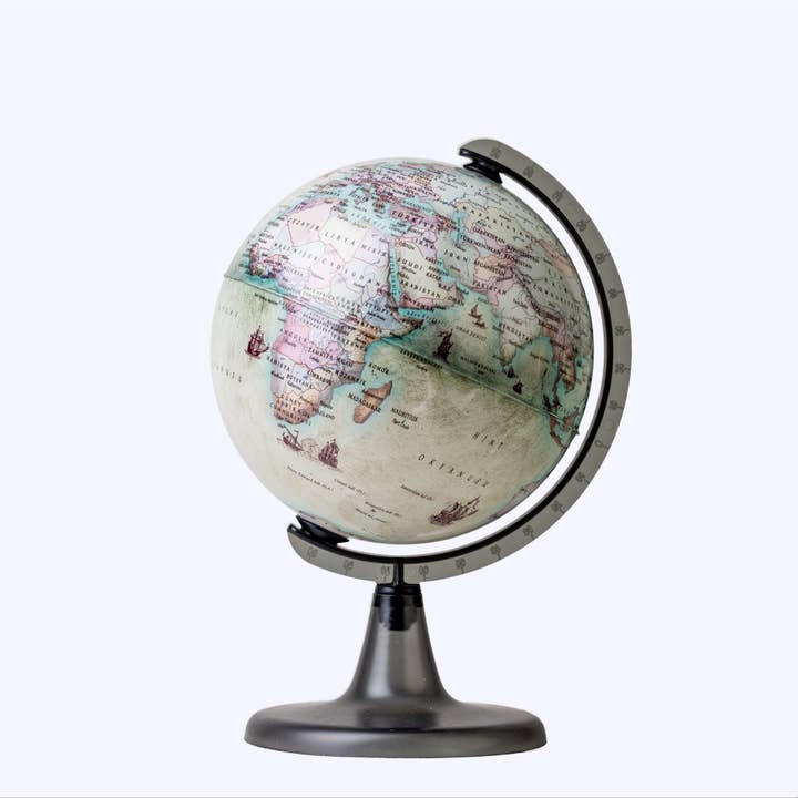 🌍 ø 15cm Antique Globe – A Touch of Classic Elegance for wholesale by BlackSun