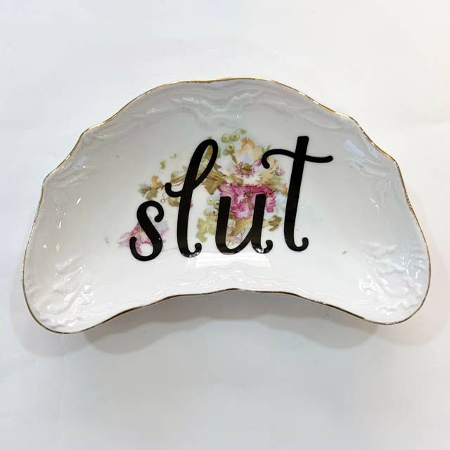 Assiettes Vintage à Jurons - "salope" pour la vente par Un Peche Mignon