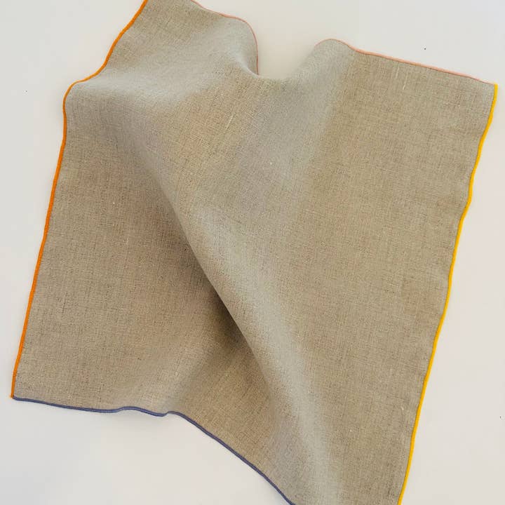 Serviet, Naturligt hør (Pastel kant) for engroshandel hos Tisch New York