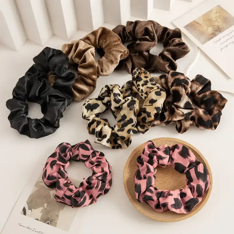 Kids4trendy – wholesale Scrunchie - Dam – SILK scrunchies Diamond Leopard2