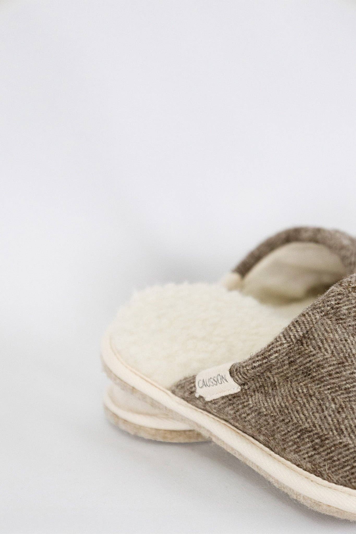 Caussün - Wholesale Slippers - Women's - Lynette Brown Chevrons1