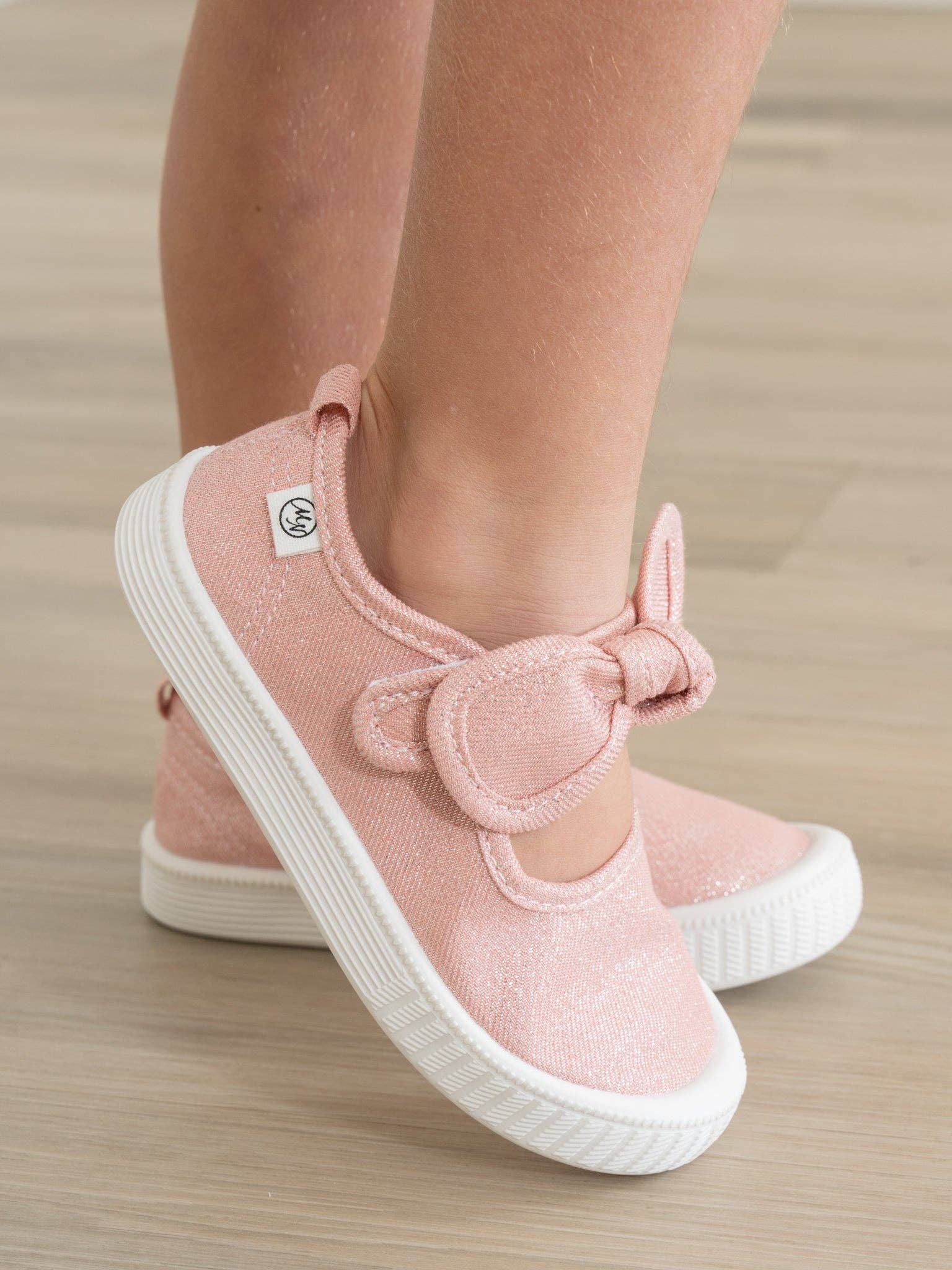 Marie Nicole Clothing - Wholesale Lifestyle Sneakers - Kids - Girls' Sparkly Bow Mary Jane Sneaker15