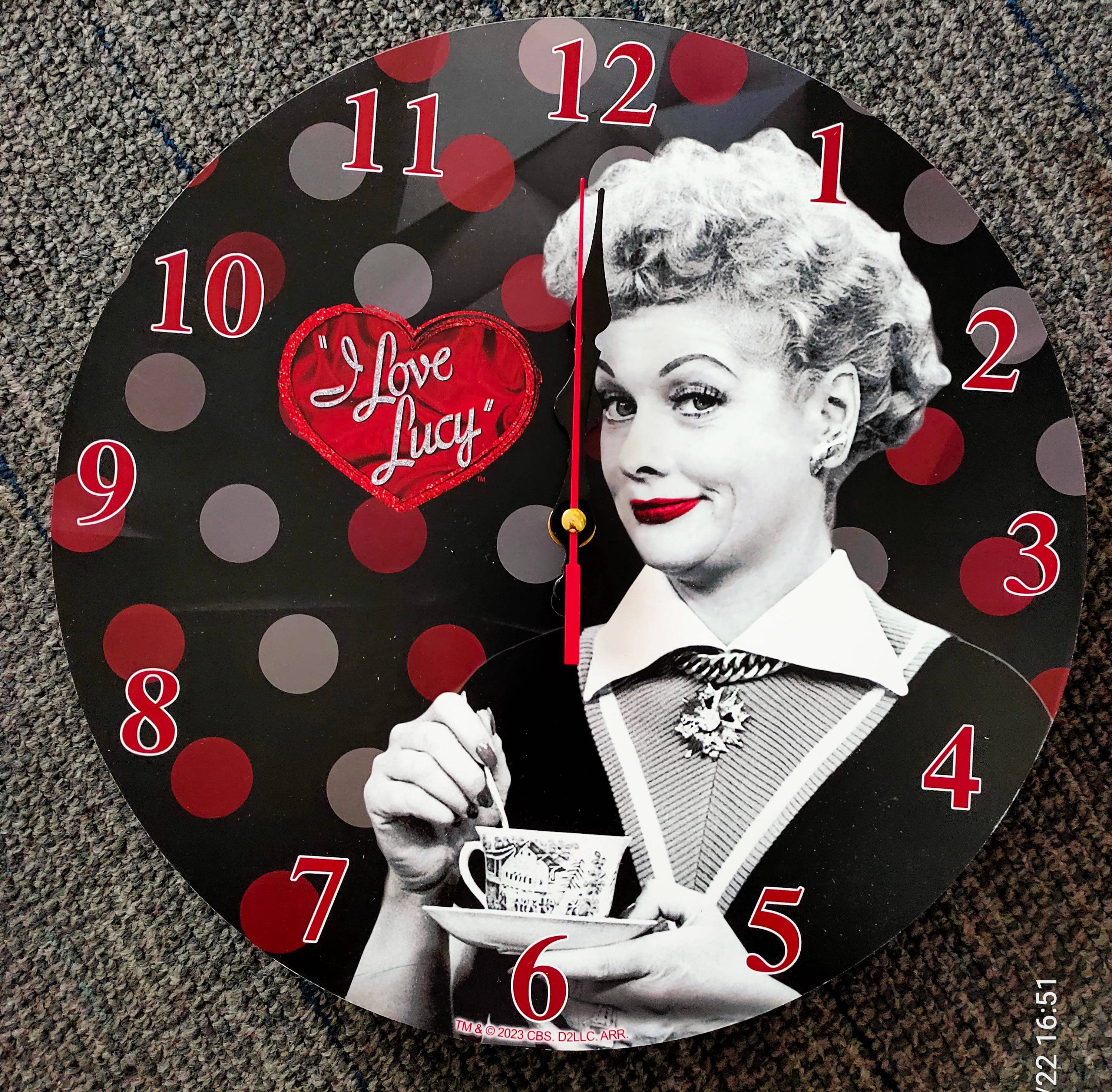 MID-SOUTH PRODUCTS - Wholesale Wall Clock - Lucy Clock1