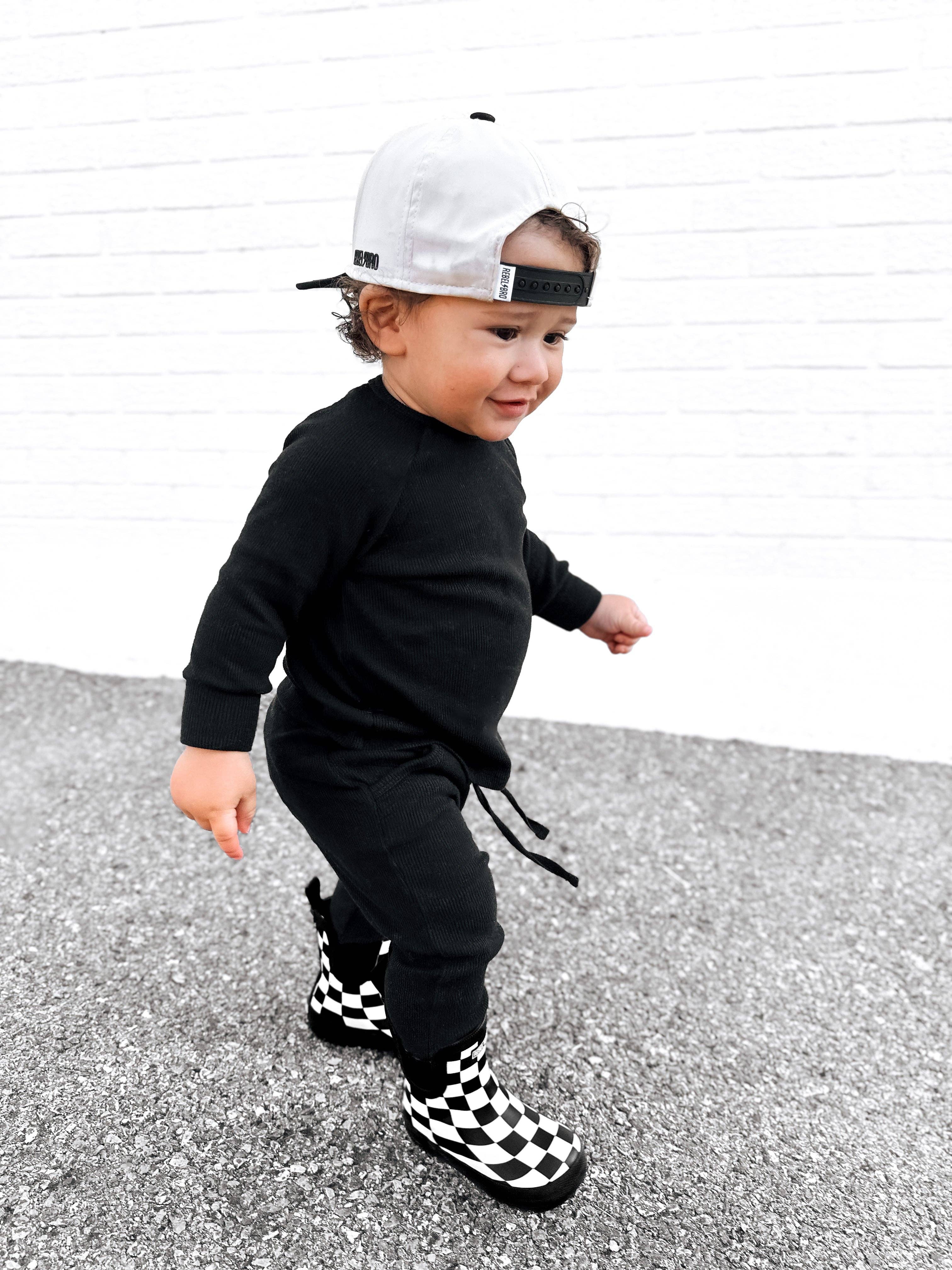 Venezia Stivali Midi Holstyn a Venezia in vendita all'ingrosso su Faire14