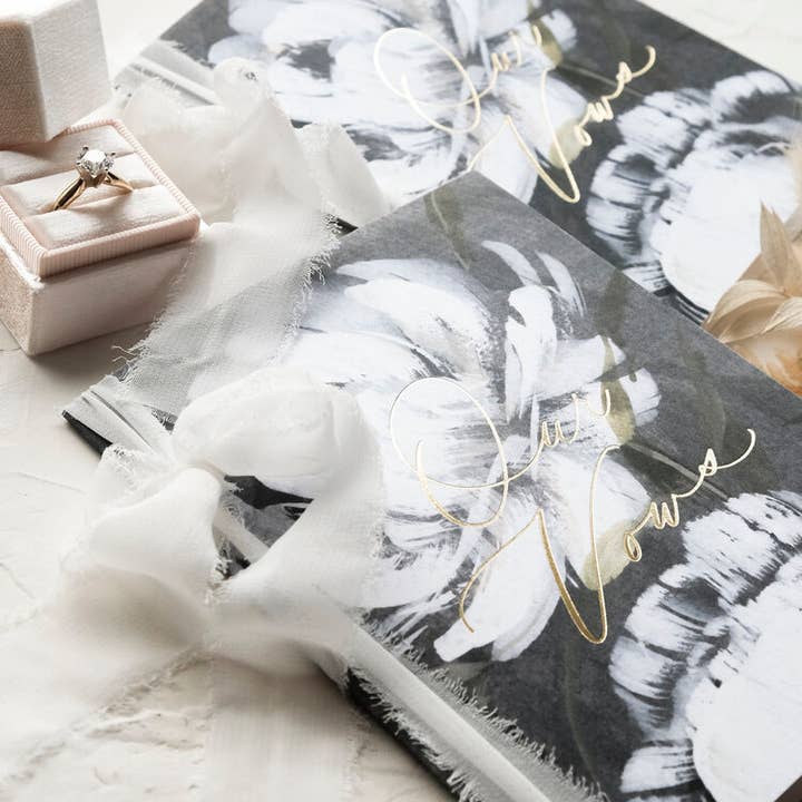 Emma Allen Design Studio - Wholesale Journal/Diary - Gold Foil Vow Books (Set of 2)3