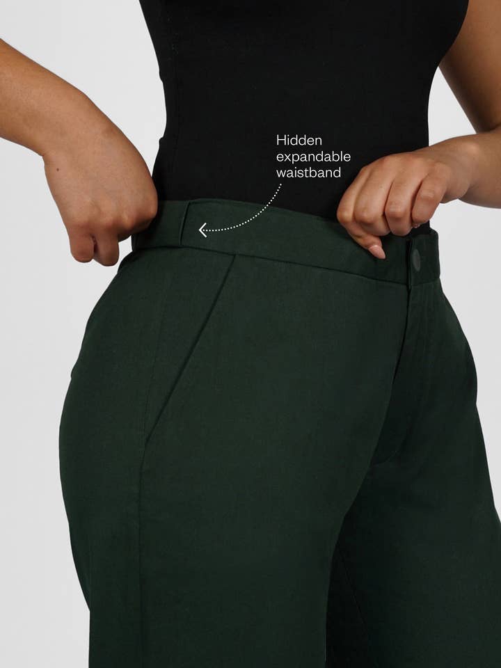 Le pantalon à taille flexible pour la vente par Aam The Label