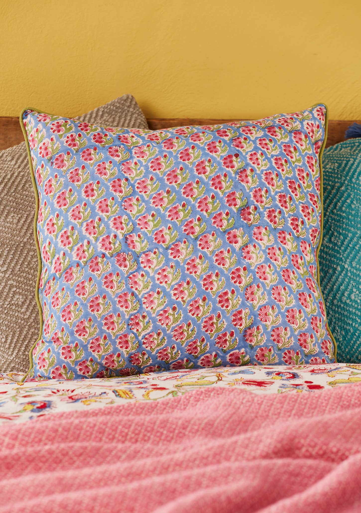 Namaste – Capa de almofada decorativa por atacado – Taruni - Capa de Almofada com Estampa de Bloco Shvanthi1