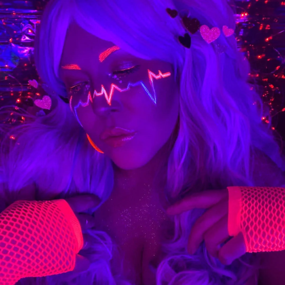 Unicorn Snot | Glitter Beauty - Wholesale Face Paint - Adult - DayPaint | Face & Body Paint | Water-Activated Face Paint11