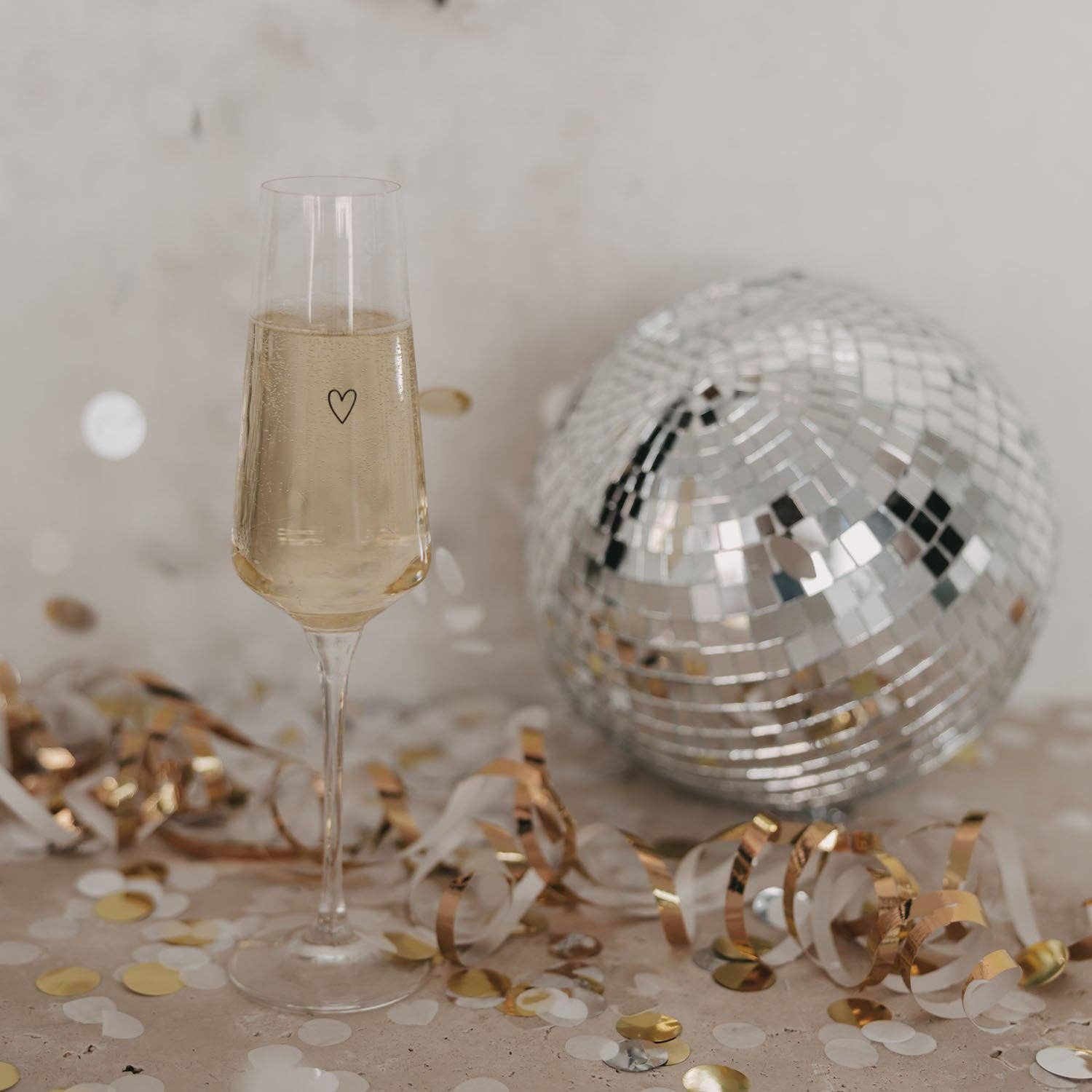 Eulenschnitt – wholesale Drinking glass/cup – Heart champagne glass (VE = 4 pcs)1