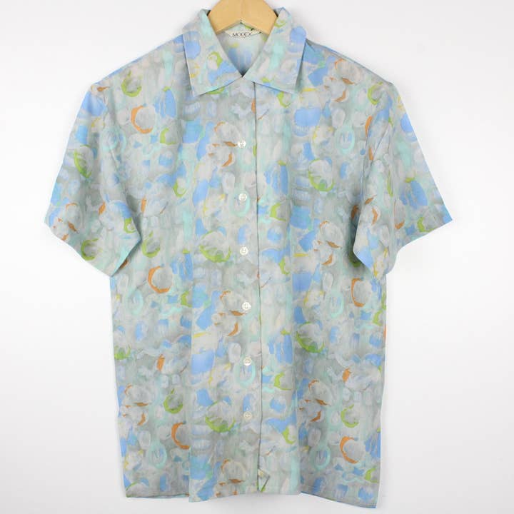 Sun's Out! - Wholesale Button Down Shirt - Women's - Vintage Short-Sleeve Button Up Blouse - Original Length15