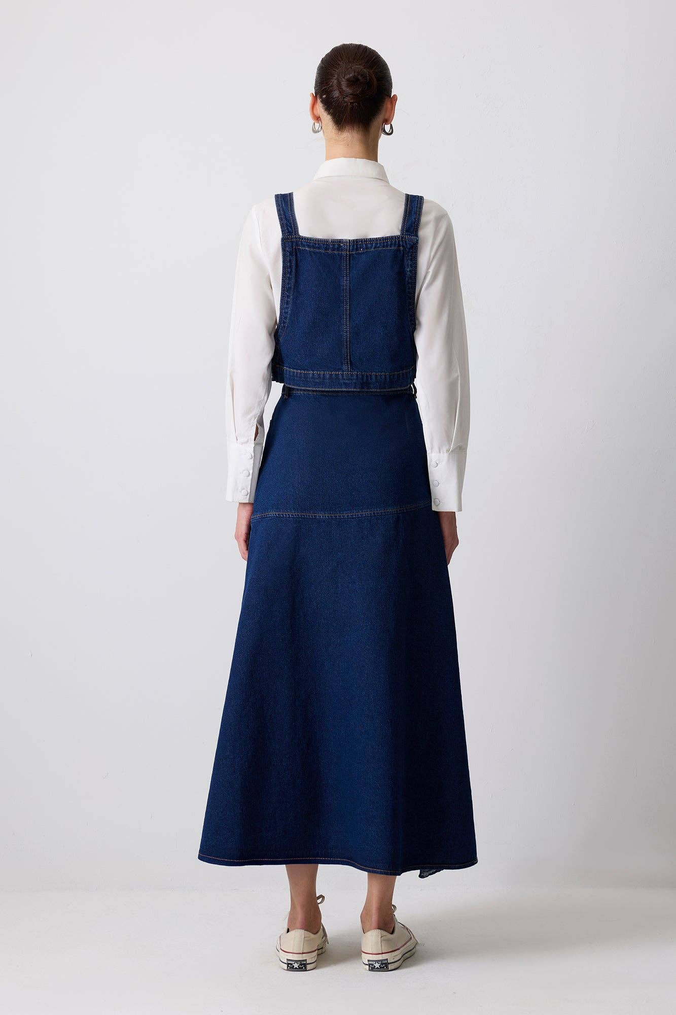 Mørkeblå STRUKTURERET DENIM CROP TOP MED LOMMEDETALJE for engroshandel på Faire2