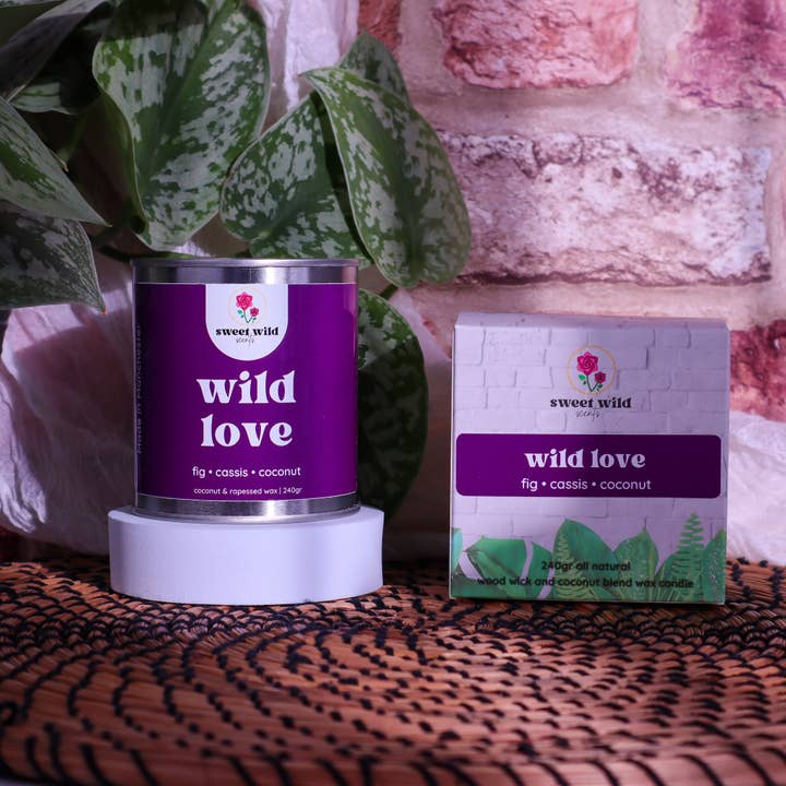 Natural Wax Candle Wild Love - fig • cassis • coconut for wholesale by Sweet Wild Scents