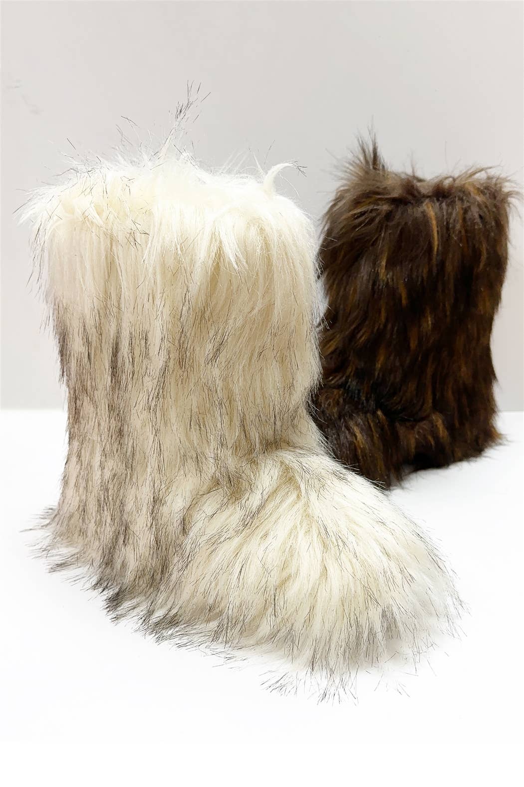 CCOCCI - Wholesale Booties - Women's - GIGI-1 OVERSIZED FAUX FUR BOOT