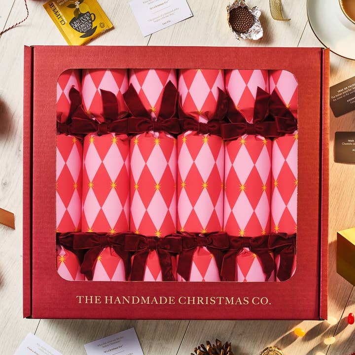 Jolly Jester - Lujo Artesanal de Petardos Navideños (6 piezas) para venta al por mayor de The Handmade Christmas Co.