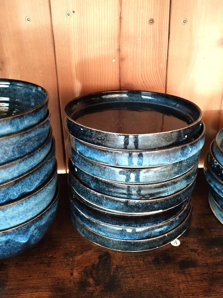 Lot de 6 assiettes en grès pour la vente par Studio and Designs