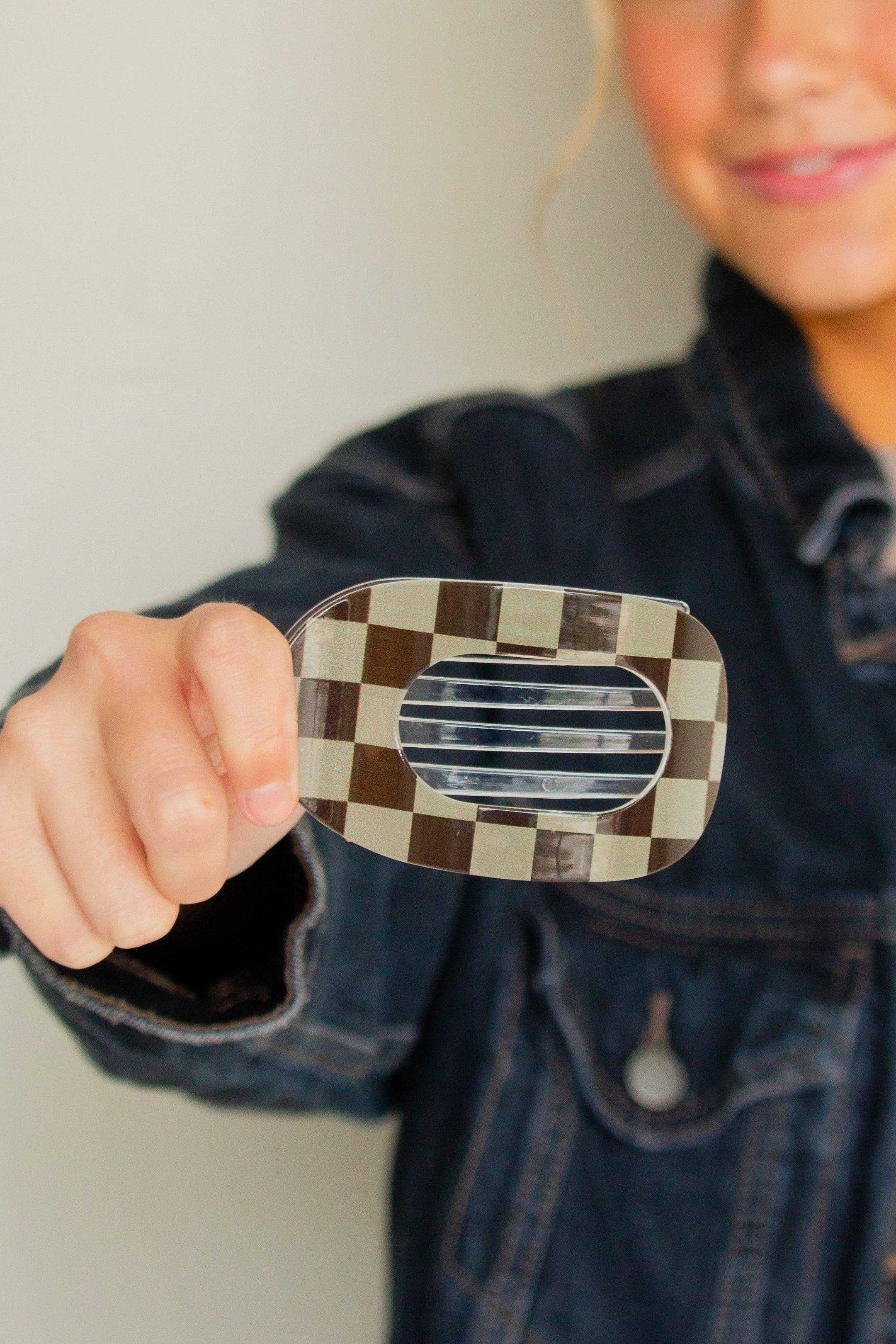 Shop Andi - Wholesale Hair Clip - Women's - Checkered Circle Cutout Flat Claw Clip9