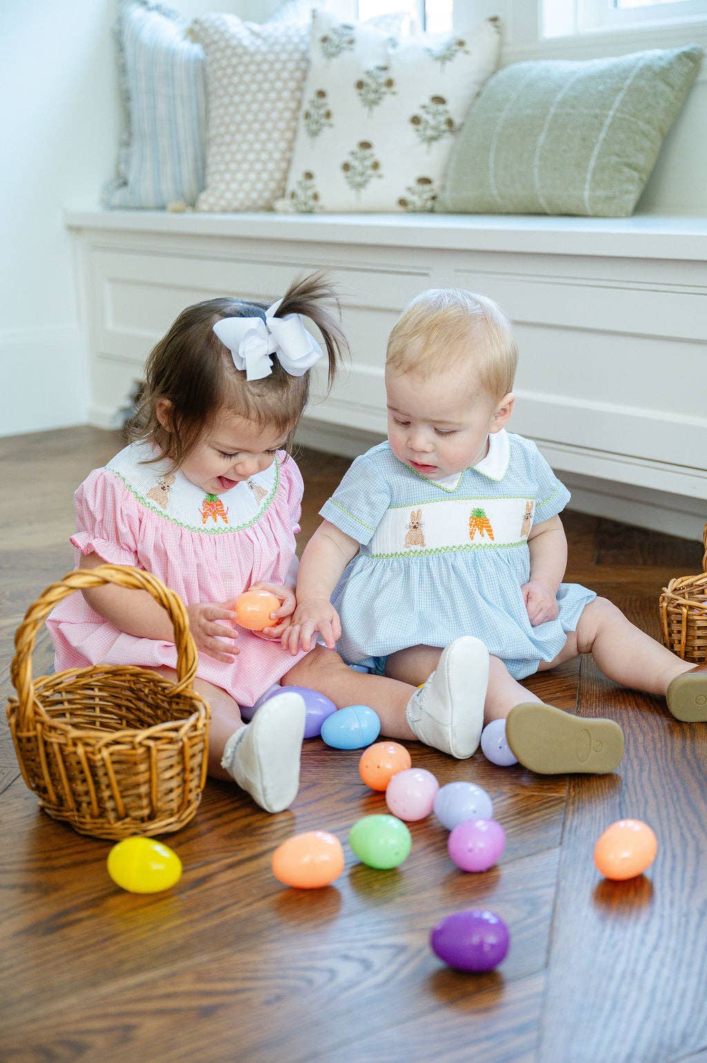 Ruth and Ralph - Wholesale Bodysuit (Non-Footed) - Baby - Easter Bunny and Carrots Smocked Henry Bubble8