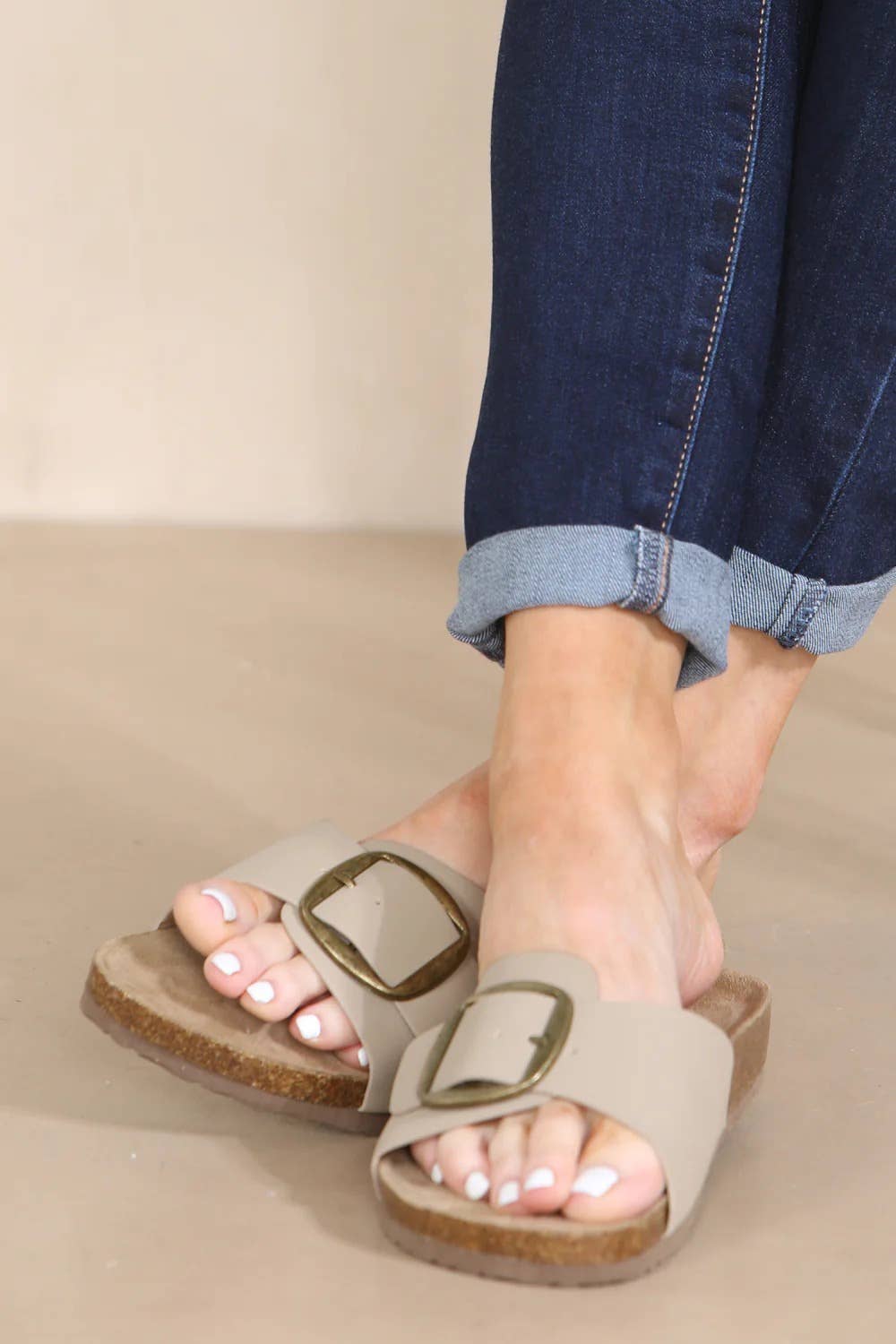 No Doubt Shoes – sandálias - Mulher por atacado – Sandálias com Fivela Grande e Palmilha Macia6