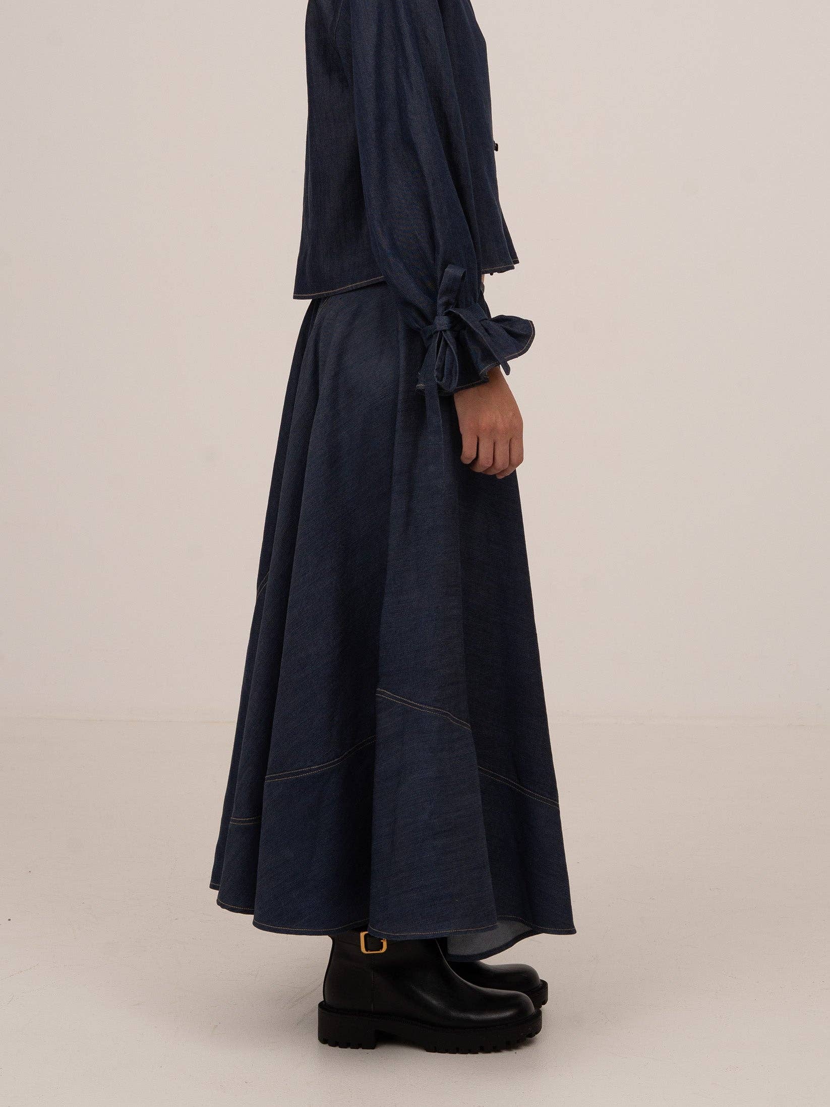 CARMEN SAYS - Wholesale Skirt - Women's - Falda midi azul de paso elevado de mezclilla2