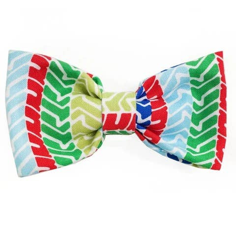 Nœud papillon arc-en-ciel pour la vente par Daisy & Lucy