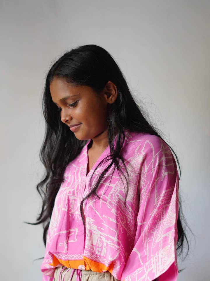 Annahmol - Wholesale Blouse - Women's - Vintage Silk Kimono Top: Free Size: BEST SELLERĀ : OOAK2