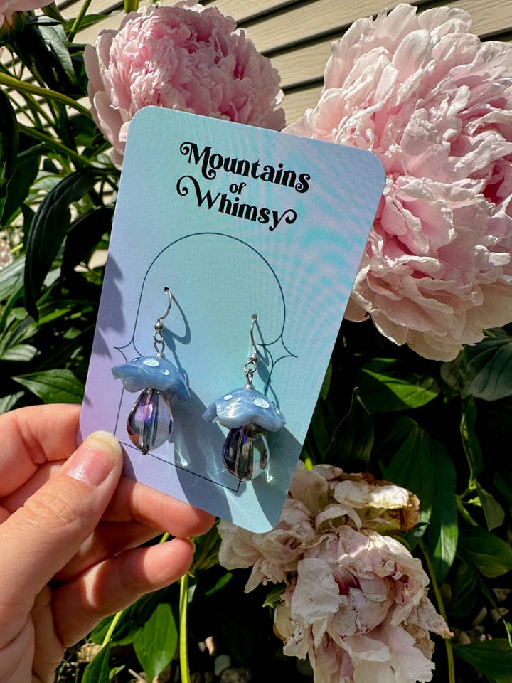 Pendientes con forma de hongo bígaro para venta al por mayor de Mountains of Whimsy