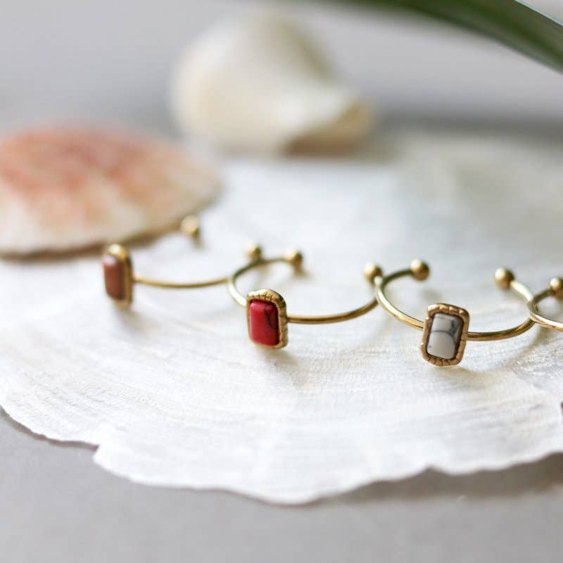 Sansira Jewelry - Vendita all'ingrosso Anelli cocktail/statement - Anello in pietra naturale placcato in oro1