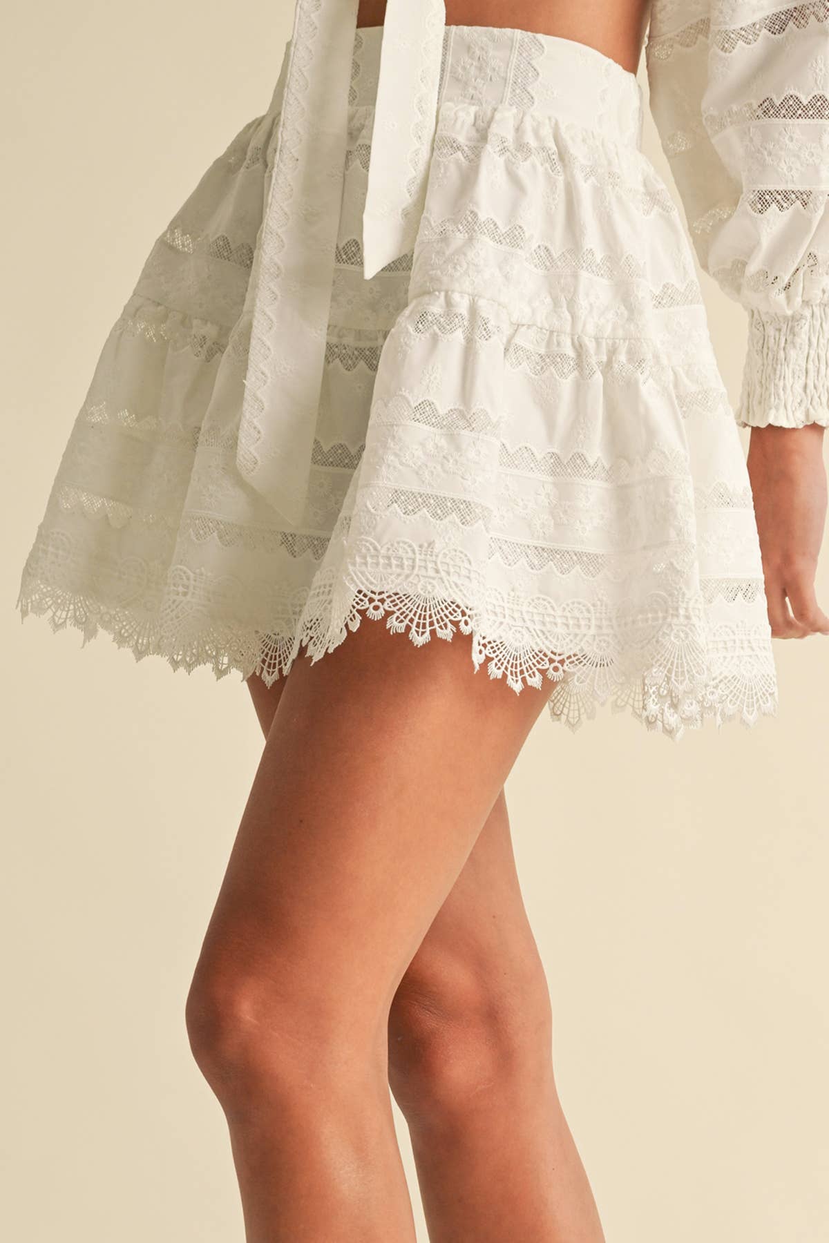 White Lace Cotton MIni Skirt for wholesale on Faire8