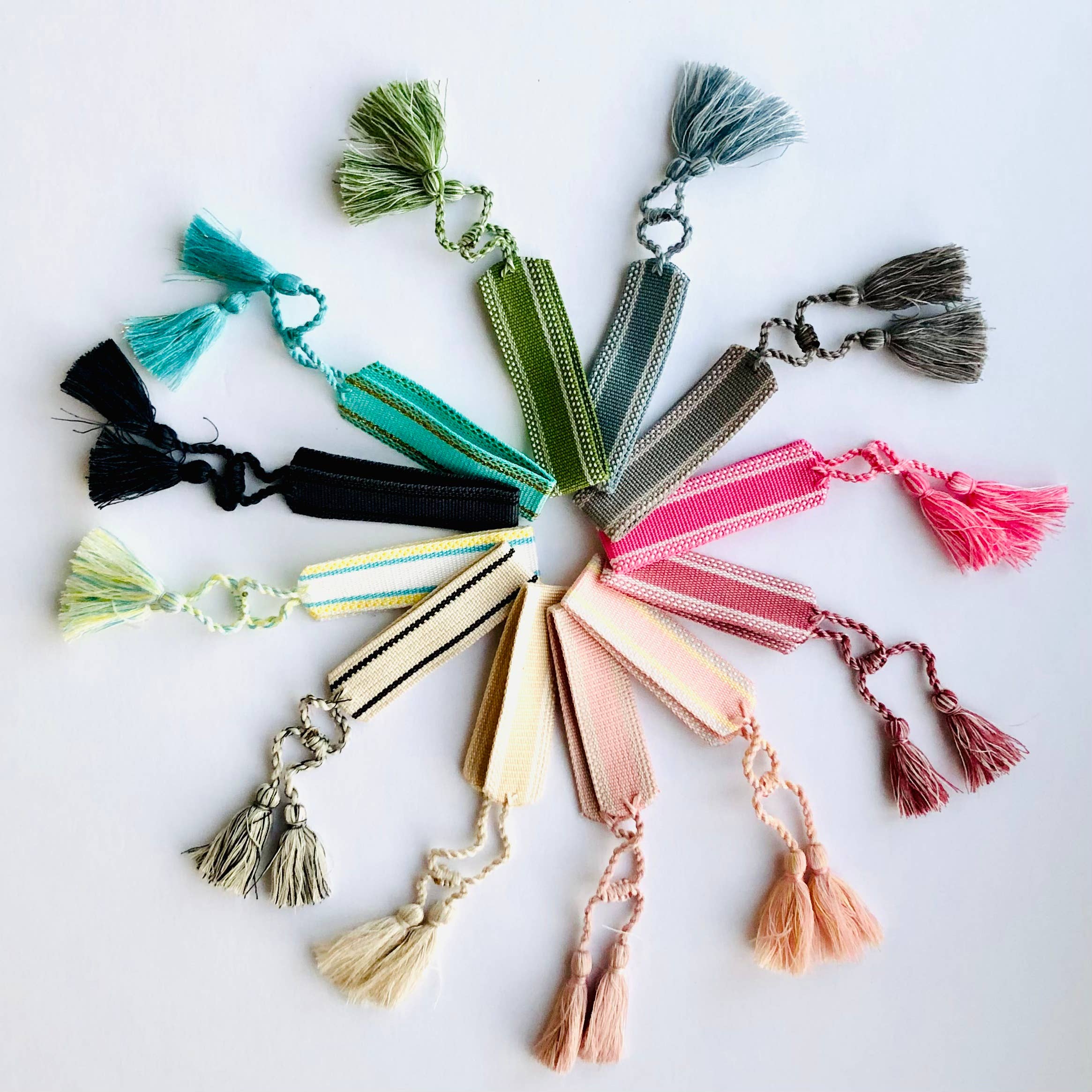 GreenWave – wholesale Woven/braided bracelet – Cotton knitted woven bracelets with tassel and accent stripe12