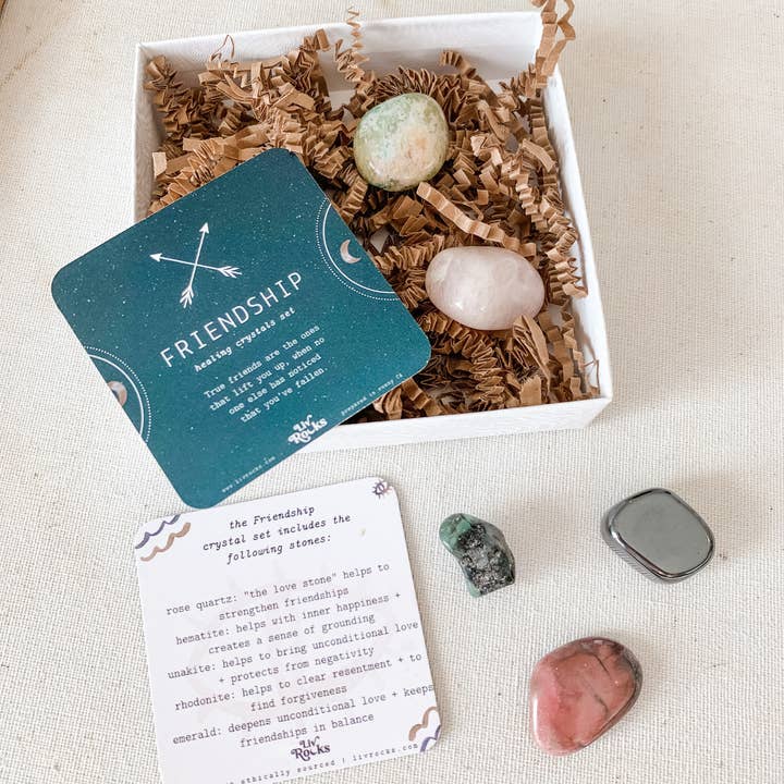 Liv Rocks – wholesale Spiritual stone/crystal – FRIENDSHIP Crystals Kit - Gift Set
