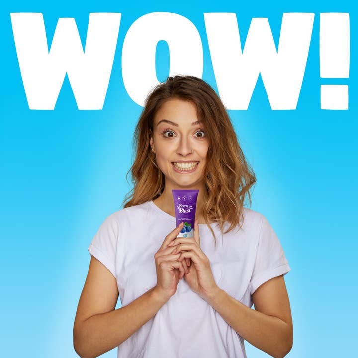 Friends of Dents GmbH – wholesale Tandkräm – ÖKO-test MYCKET BRA: Berry Blast | Tandkräm med bär mint