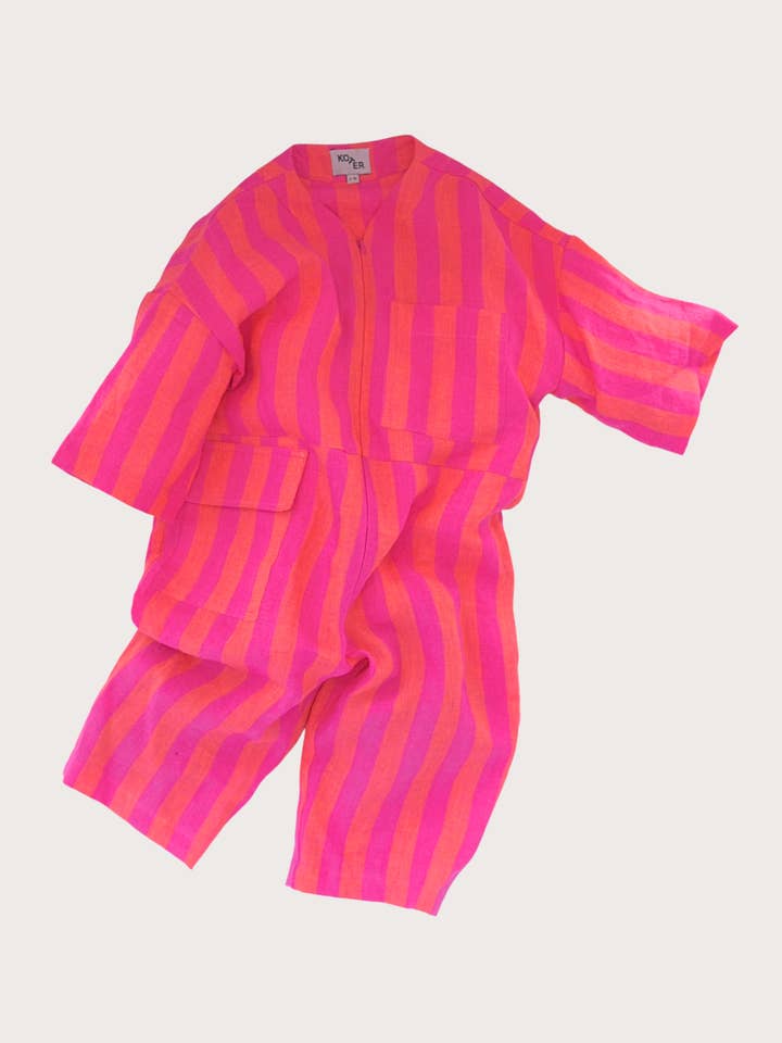Combinaison surdimensionnée pour enfants en lin à rayures pour la vente par Studio Koter