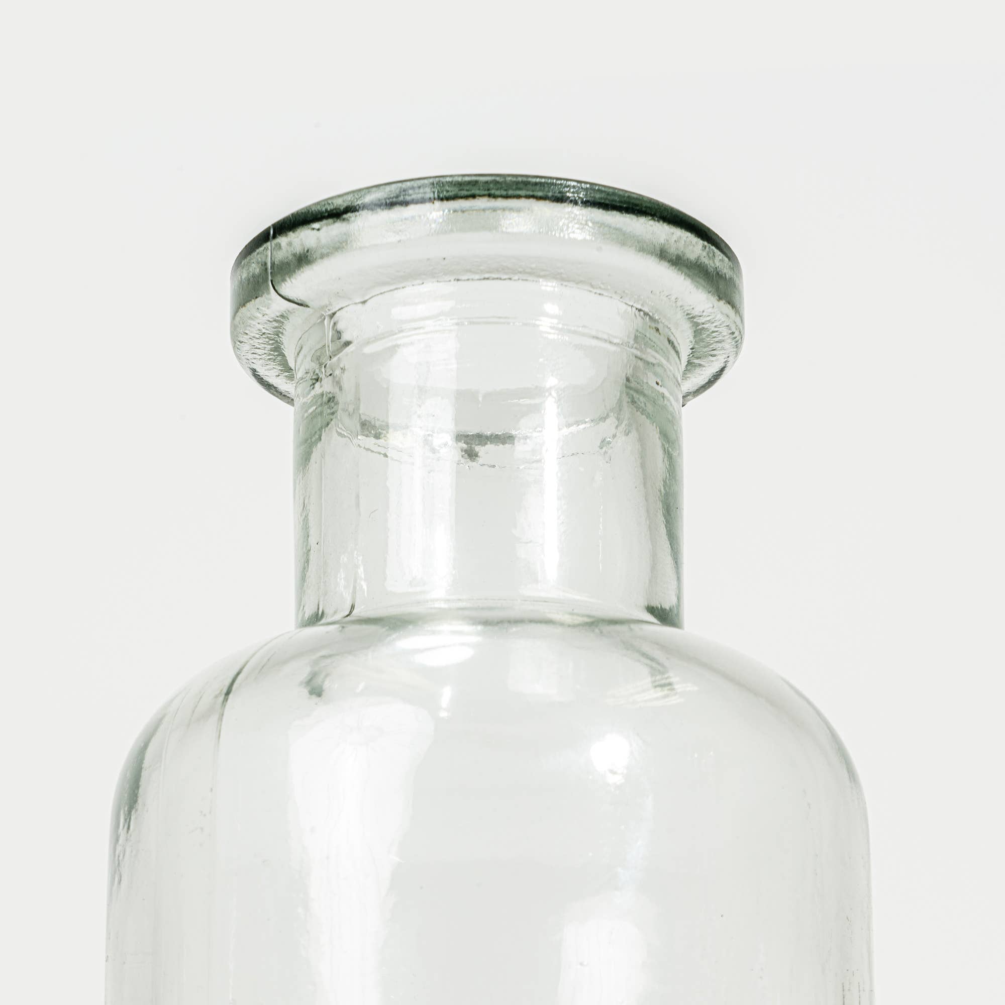 Portofino International Trading, USA - Wholesale Vase - Economy Bottle Floral Vase 8.5"4