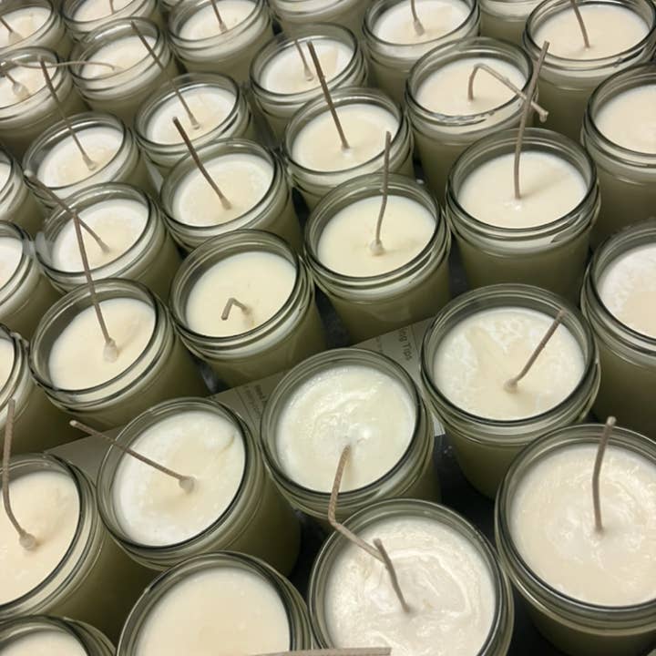 Nola and neighbors - Wholesale Jar/filled candle - Orleans Rain: A Refreshing Springtime Escape Soy Candle3