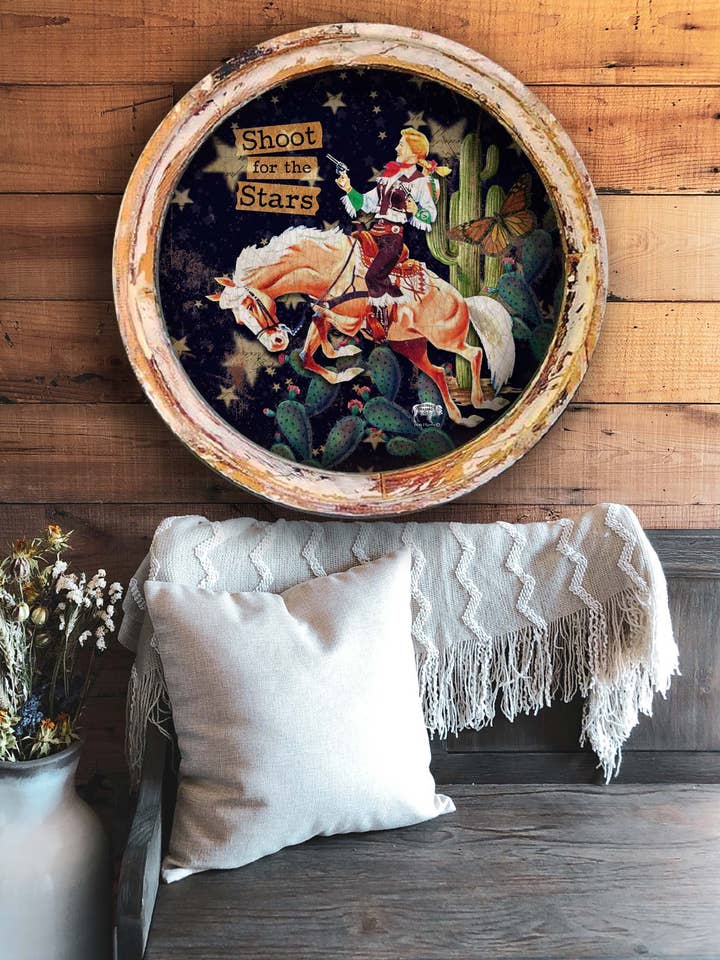 «Shoot for the Stars» - Obra circular para venta al por mayor de TroubleMaker Trading Company