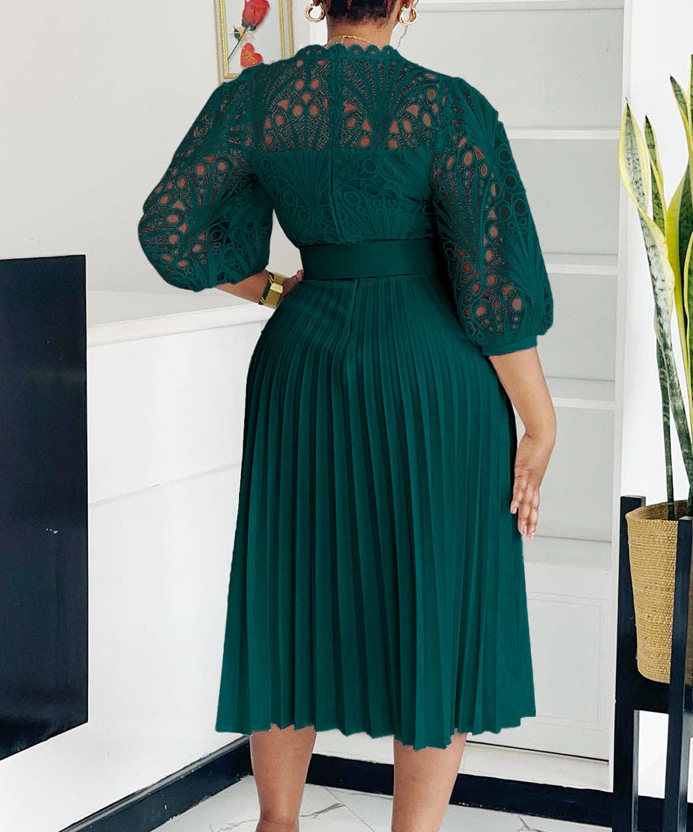 Aria Romance – Großhandel Kleid – Damen – Spitzenhäkelkleid mit Hohlfalten1