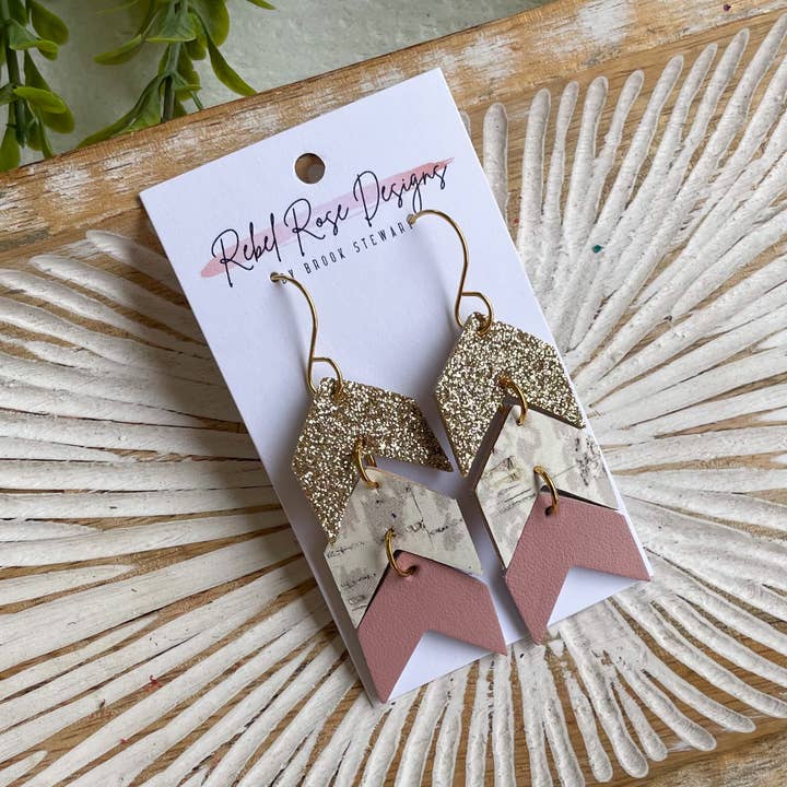 Chevron Gold, léopard neutre et rose poudré pour la vente par Rebel Rose Designs by Brook