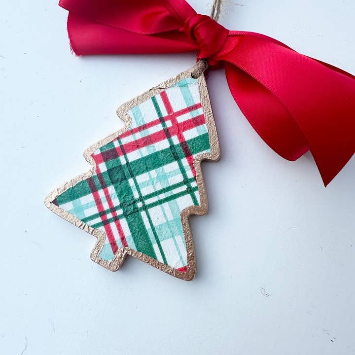 SoCharm Designs - Wholesale Ornament - Christmas Plaid Tree Ornament