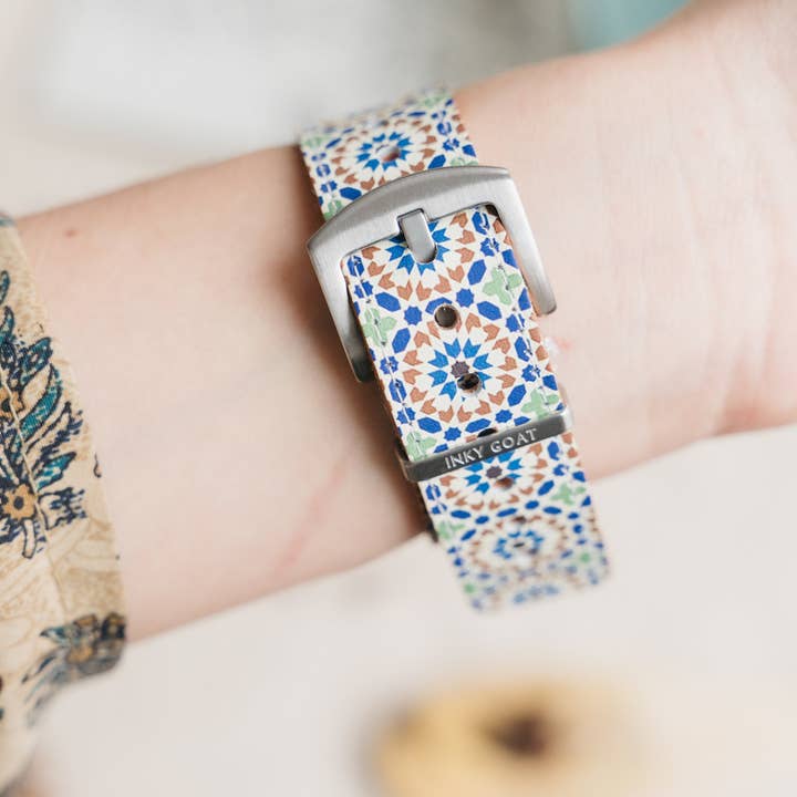 Inky Goat - Vendita all'ingrosso Cinturino/fascia per orologio - Donna - Cinturino per orologio Fitbit in pelle stile moresco1