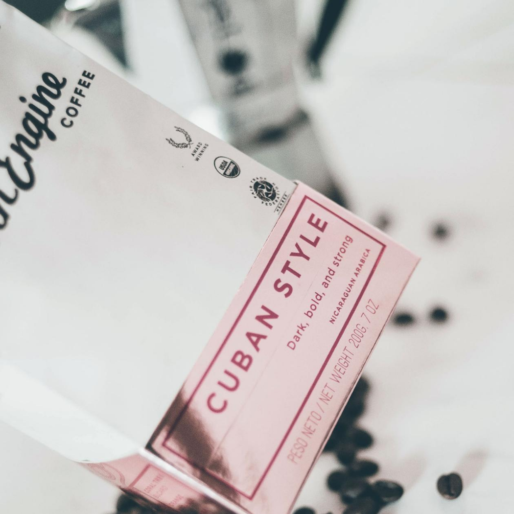 Twin Engine Coffee - Wholesale Koffiebonen - Koffie biologisch fair - Cubaanse stijl - Rijk donkere hele boon3