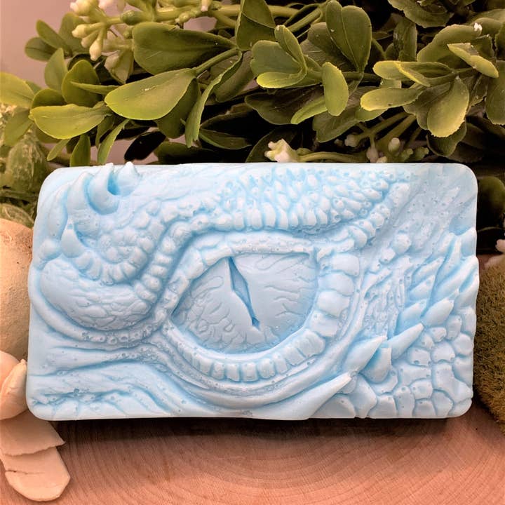 Plunk Soap and Candle Company - Vendita all'ingrosso Saponette - Dragon Eye Soap: sapone novità | Regalo bavaglio | Saponetta1