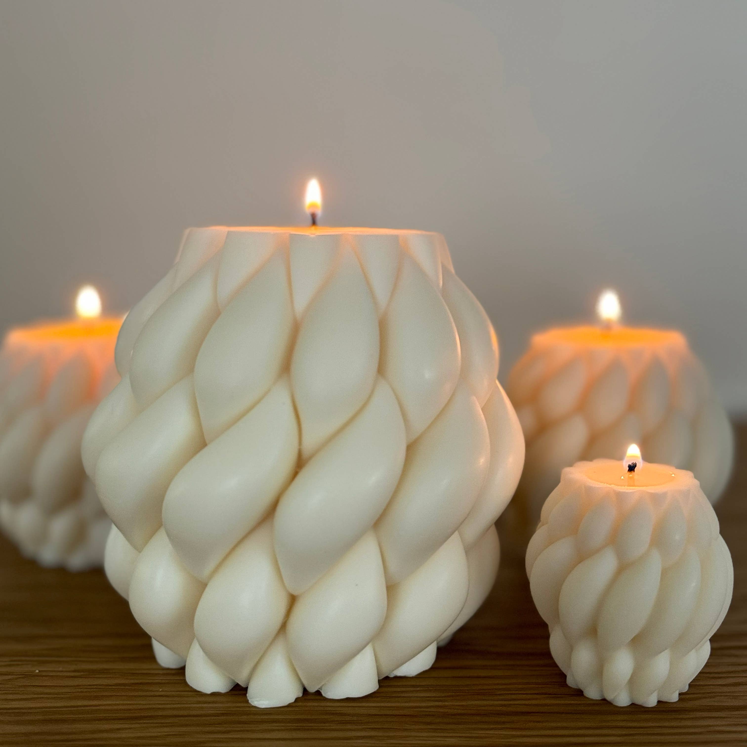 Dolce Cuore Candles – Velas de decoração por atacado – Vela Tricotada, Vela Torcida, Centro de Mesa, Feito à Mão1