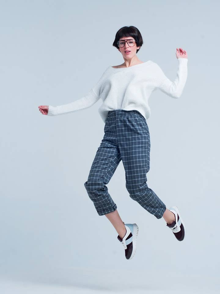 Grey Pants in White check Print for wholesale by Q2—All Orders:Free Duties for the US,UK,and Canada