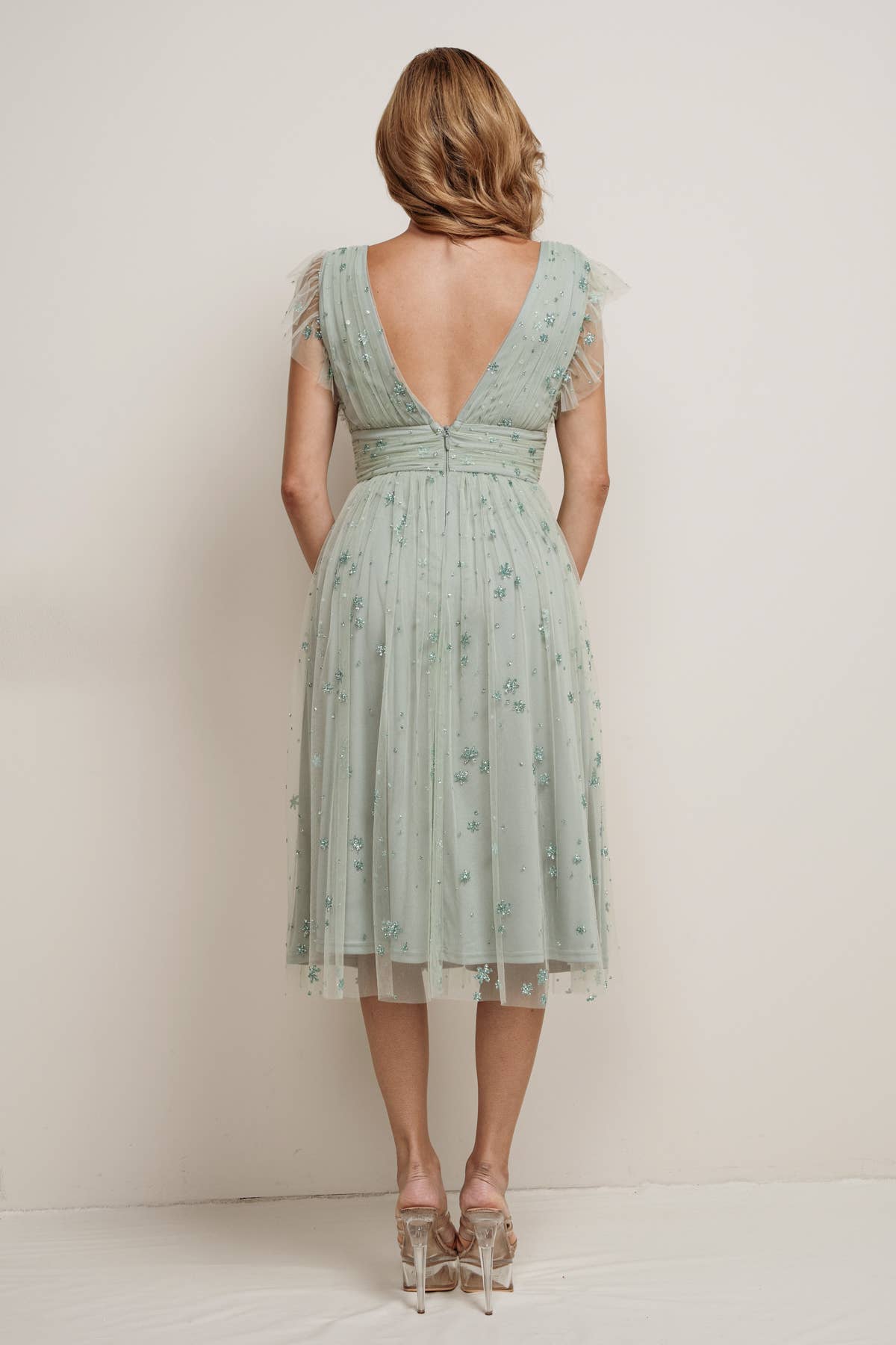 Rosemore Couture - Vente Robe – femme - NOTRE MEILLEURE VENTE : LA ROBE MAXI À PAILLETTES ÉTOILÉES EN VERSION MIDI10