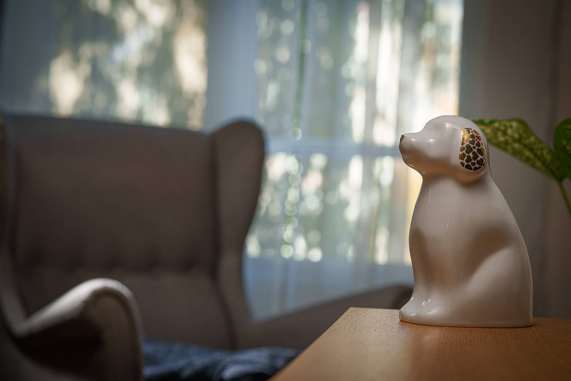 Pulvis Art Urns - Wholesale Pet Urn/Keepsake Box - "Cuddle" Pet Urn for Dog - Pink | Ceramic 5