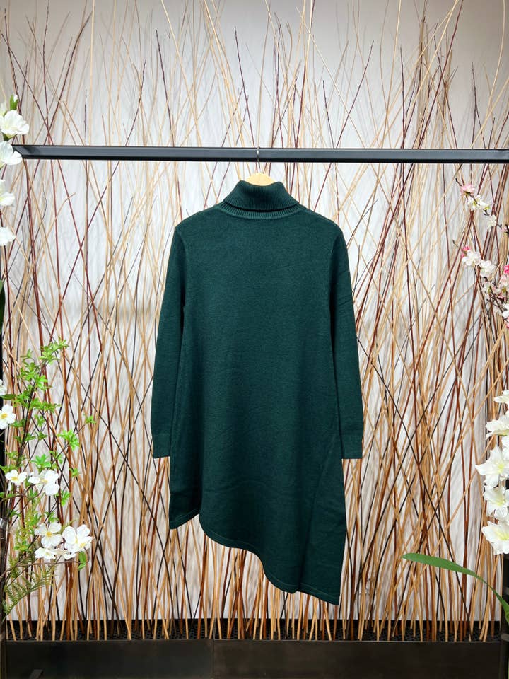 L'Emotion - Wholesale Tunic Sweater - Women's - Asymmetric Cut Turtleneck Tunic Sweater4
