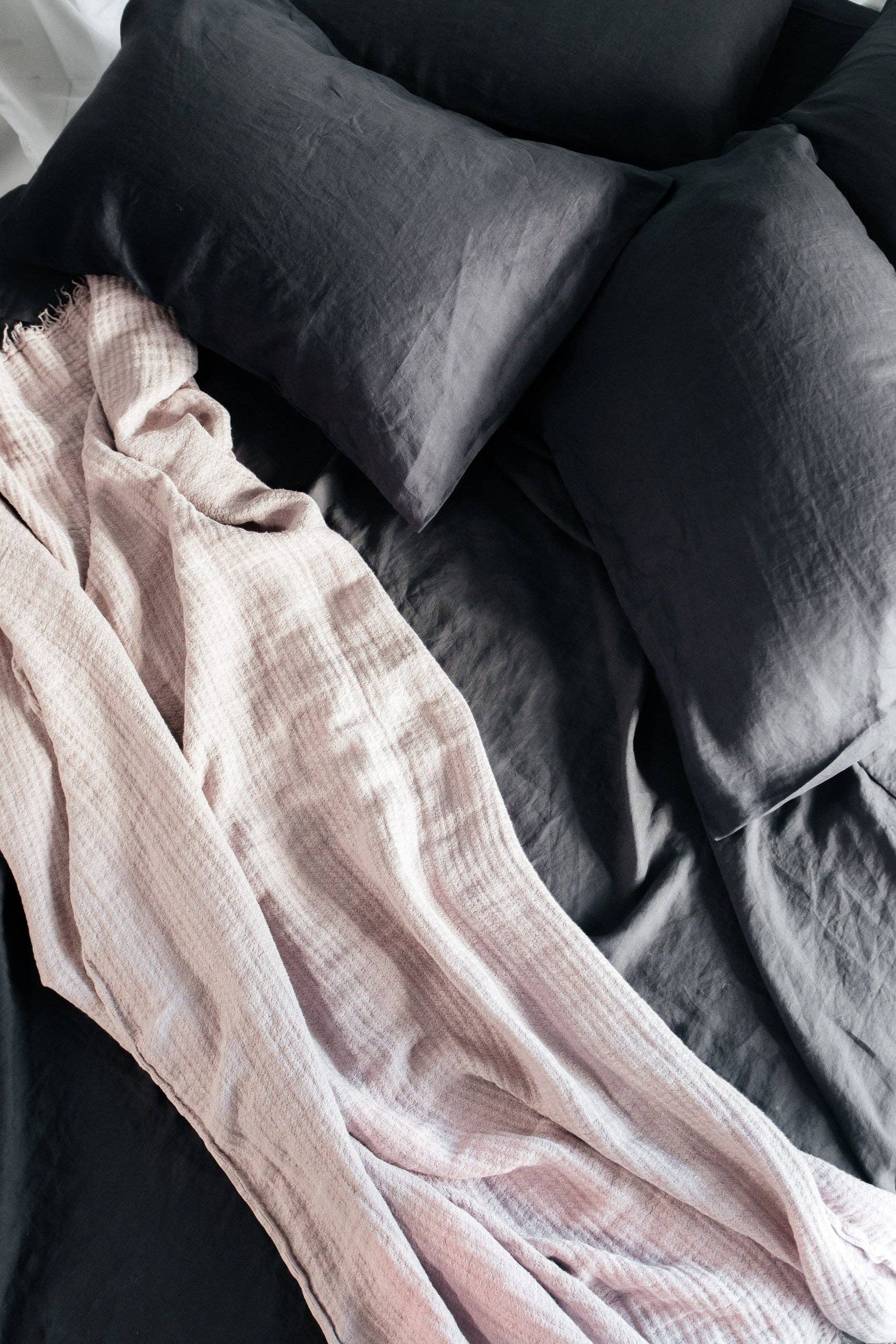 Linen Way Inc. – wholesale Sheet set – Trieste Sheet Set - 4 colors1